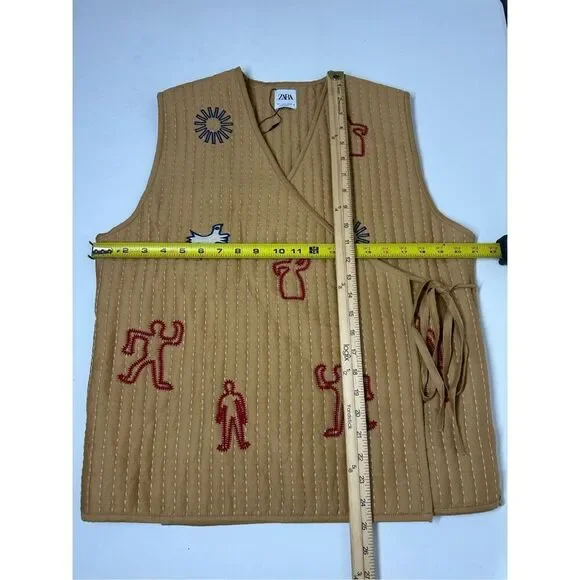 NWOT Zara Embroidered Quilted Vest Size L - Picture 8 of 13
